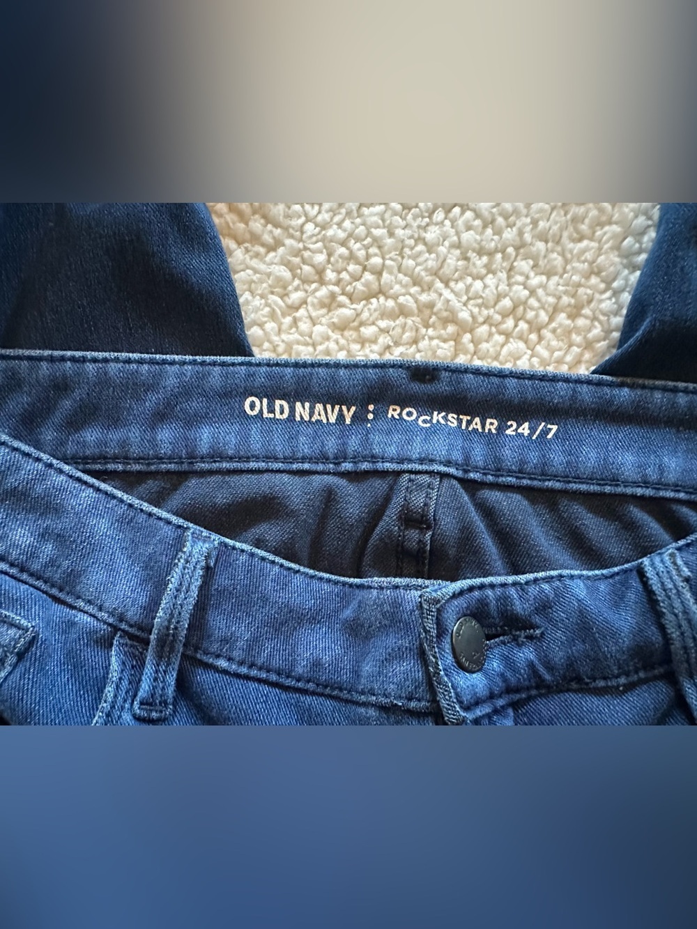 Old Navy Women’s Blue Skinny Rockstar Jeans with Front/Back Pockets size 8 - Picture 9 of 10